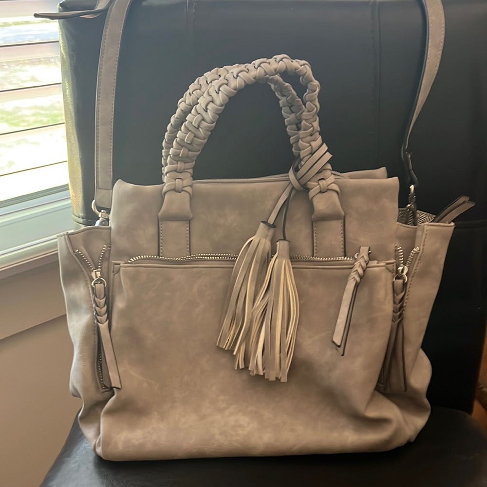 Super cute fashion bag with shoulder straps